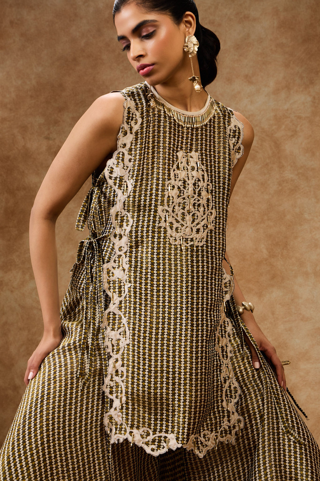 Moss Grid Bib Top
