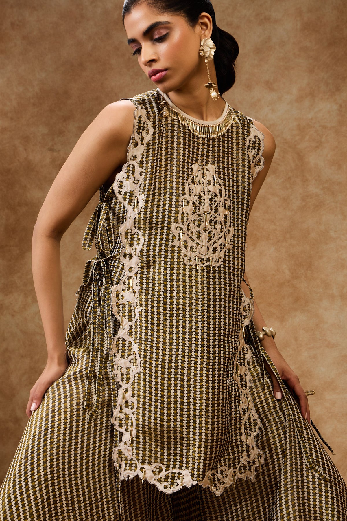 Moss Grid Bib Top