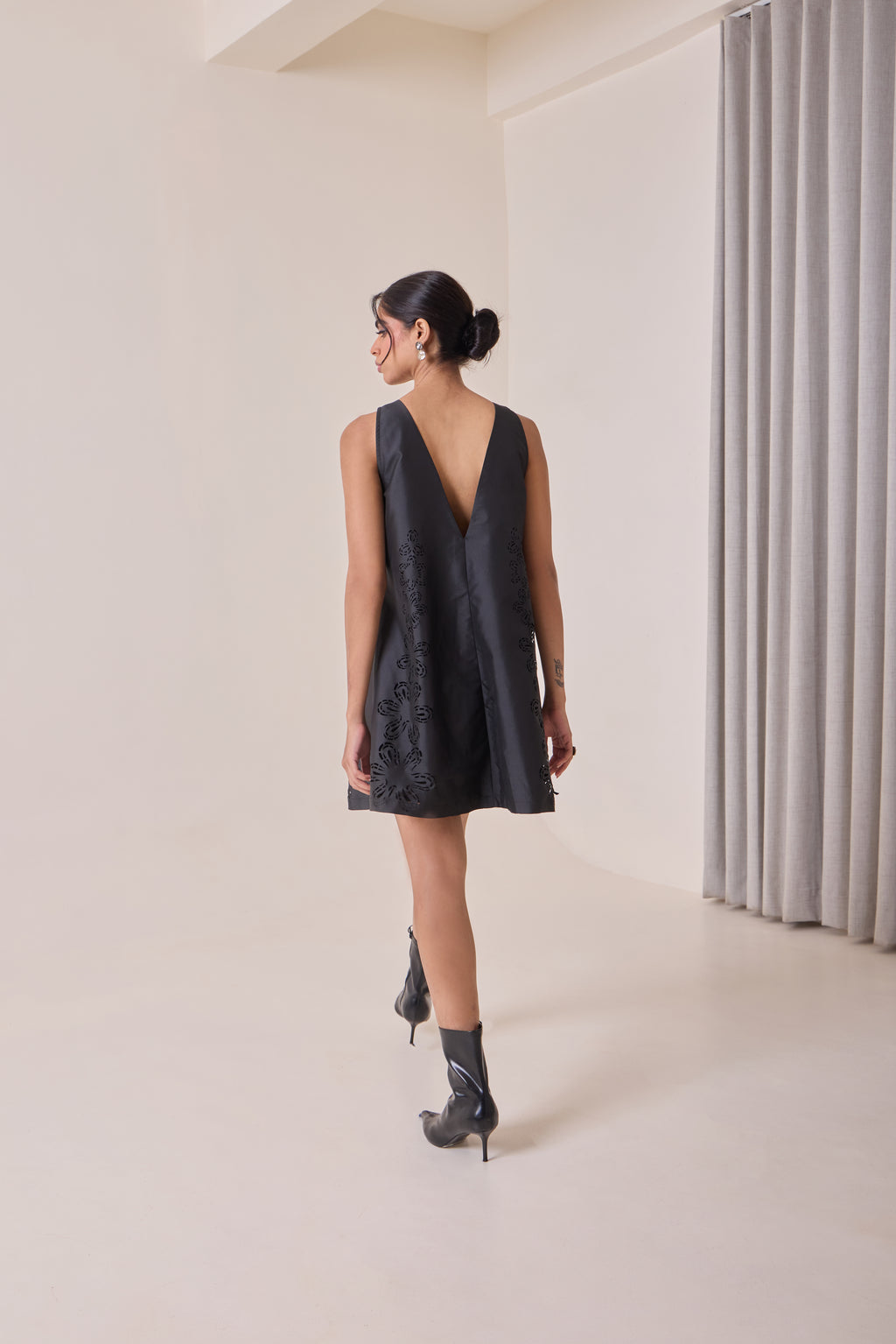 Noir Art-Cut Shift Dress
