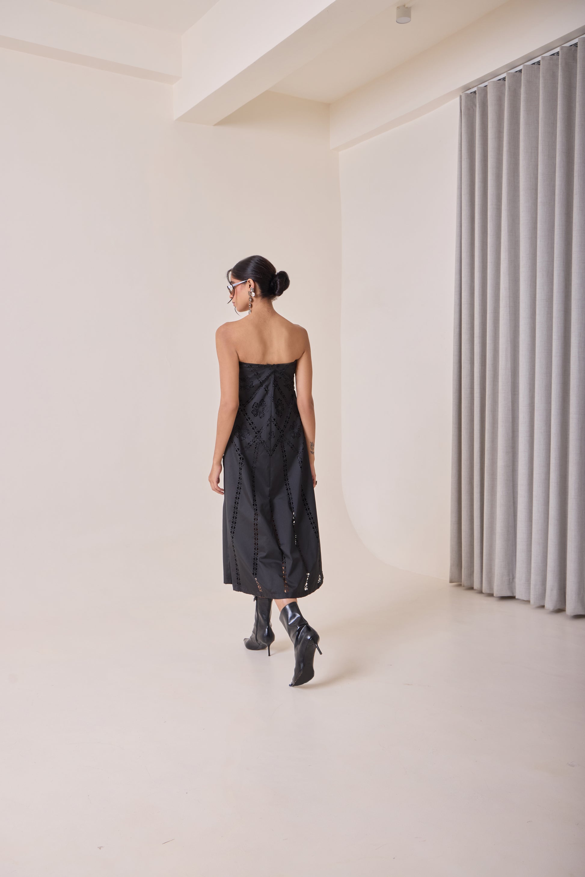 Noir Art-Cut Tube Dress